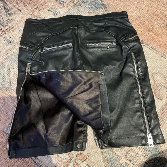 Diesel Y2K black leather miniskirt
